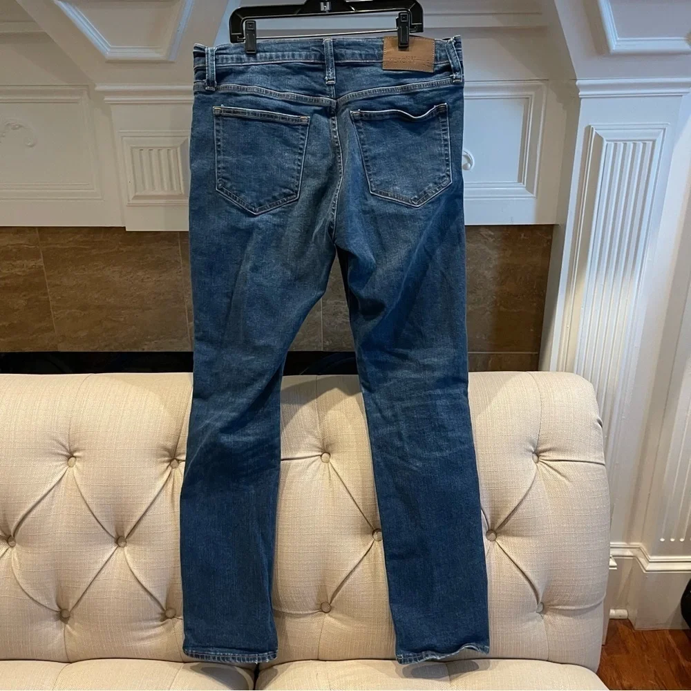 BR:  J Crew Mercantile Flex Jean Men’s Slim Medium Wash straight leg 33